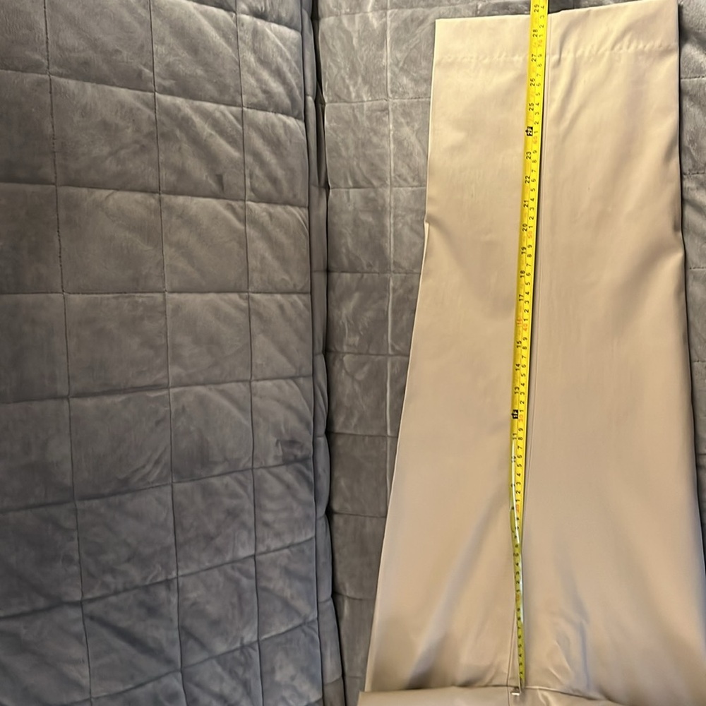 Men's LL Bean Comfort Waist Pants, 100% Cotton, Color Tan, 38x28 3/4. - Picture 10 of 10